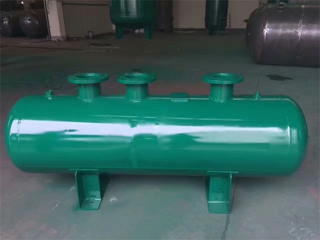 兰西兰西兰西蒸汽分气缸